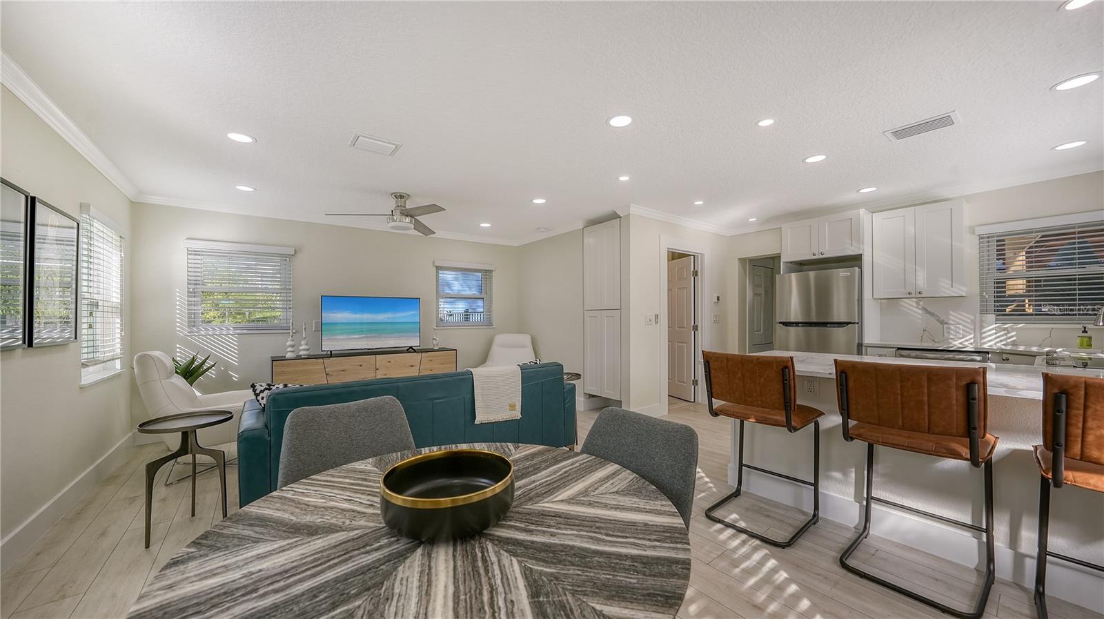 TOWLES - Residential