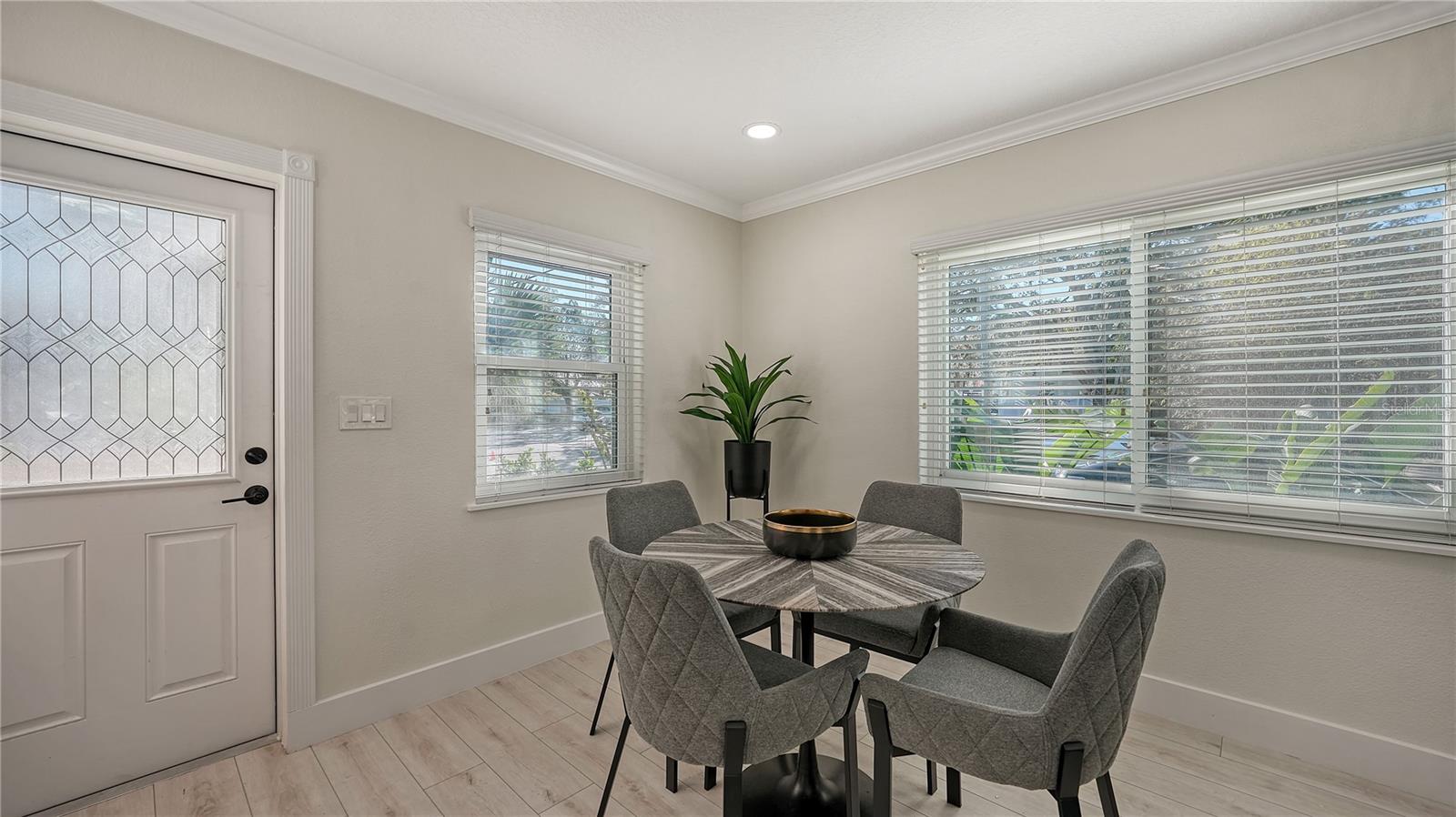 TOWLES - Residential