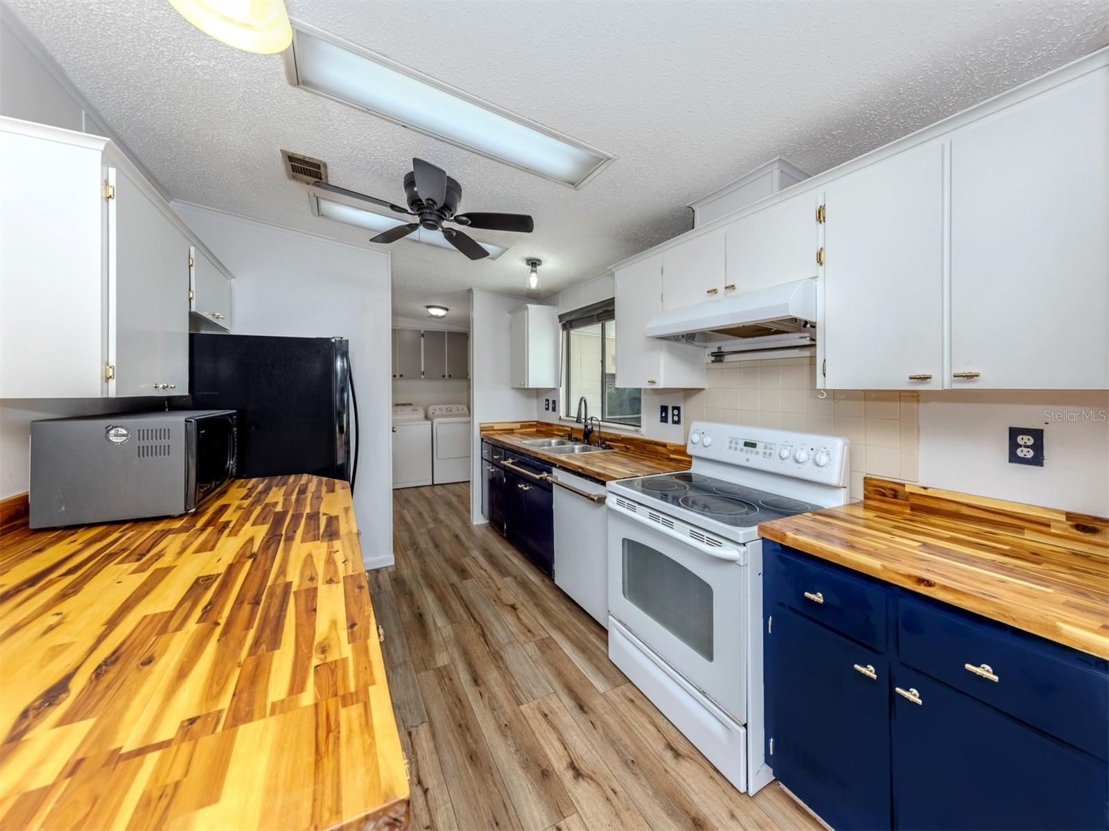 HARBOR ISLES IV - Residential