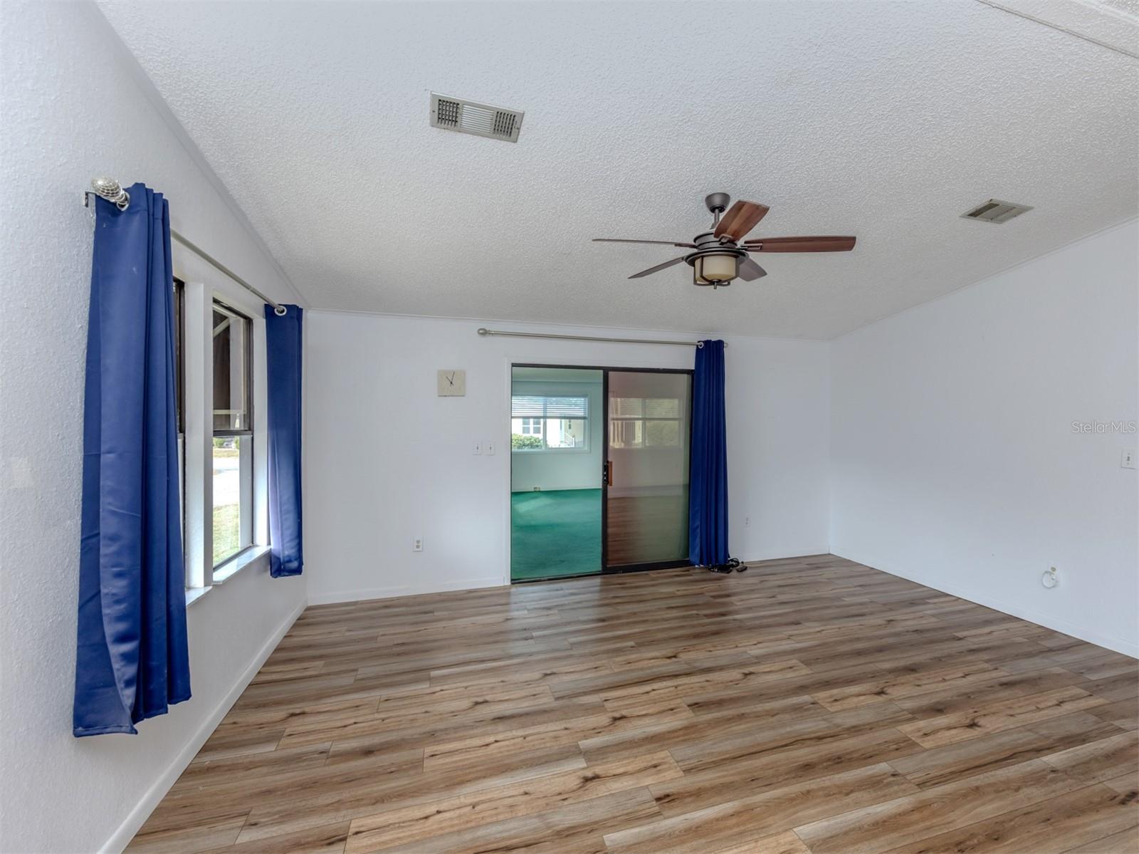 HARBOR ISLES IV - Residential