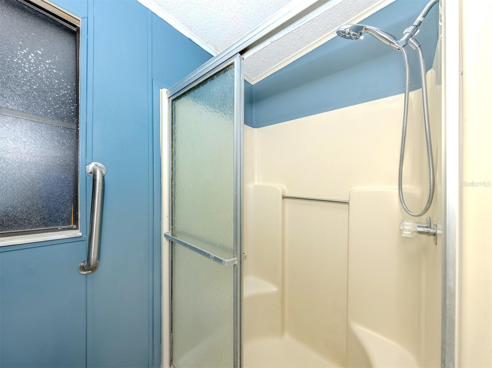 HARBOR ISLES IV - Residential