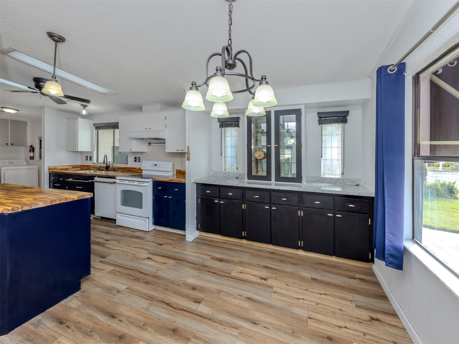 HARBOR ISLES IV - Residential