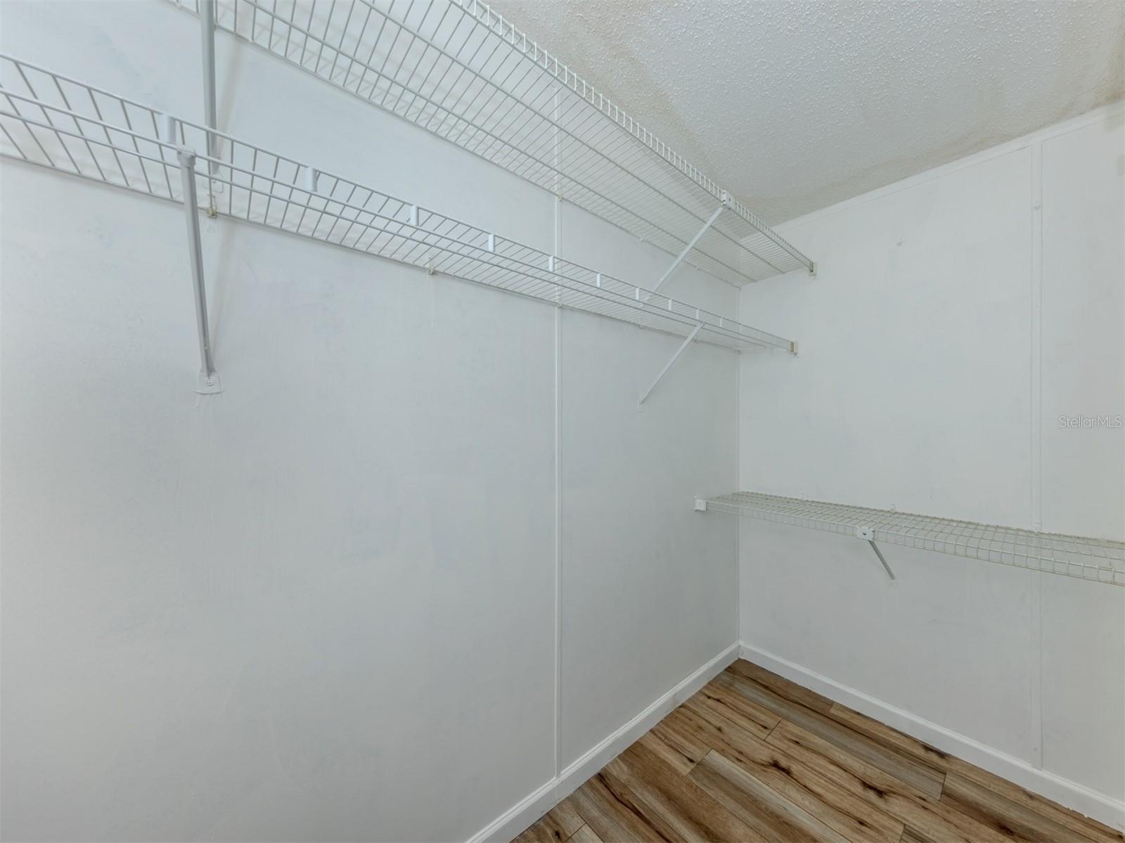 HARBOR ISLES IV - Residential