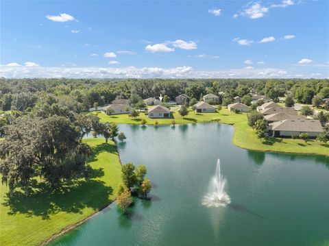 A home in DELAND