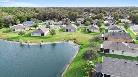 A home in DELAND