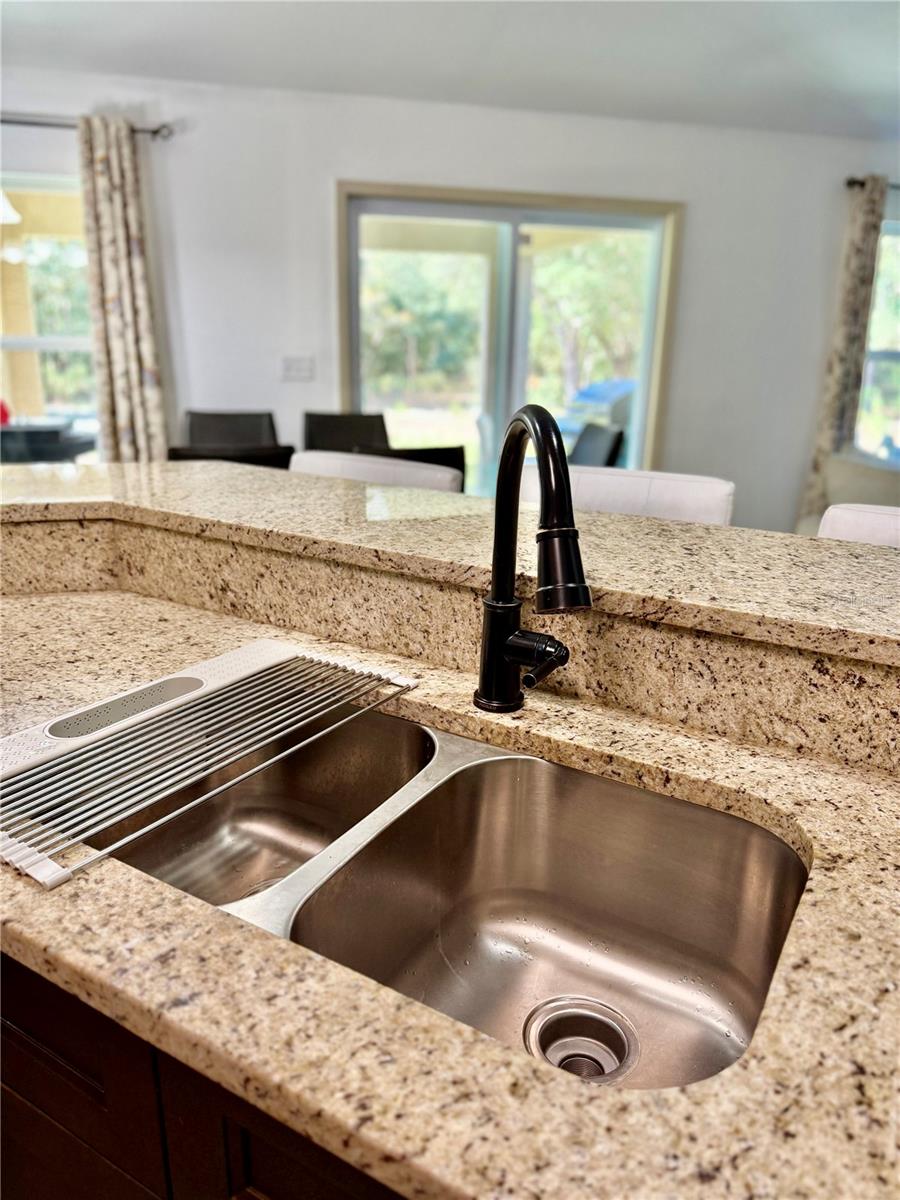 RAINBOW LAKES ESTATE - Residential