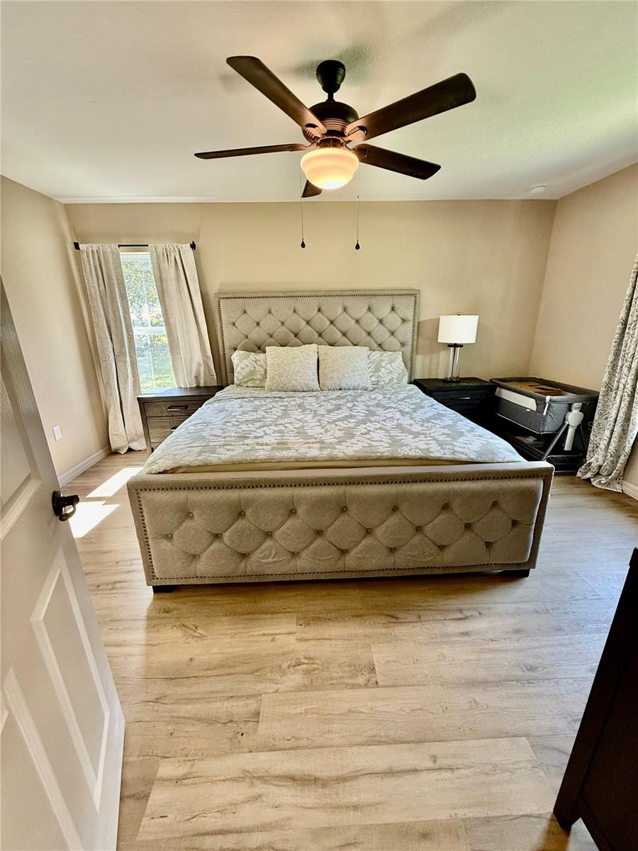 RAINBOW LAKES ESTATE - Residential