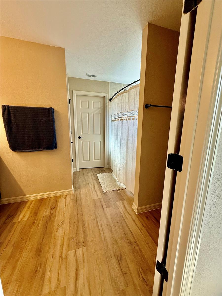 RAINBOW LAKES ESTATE - Residential