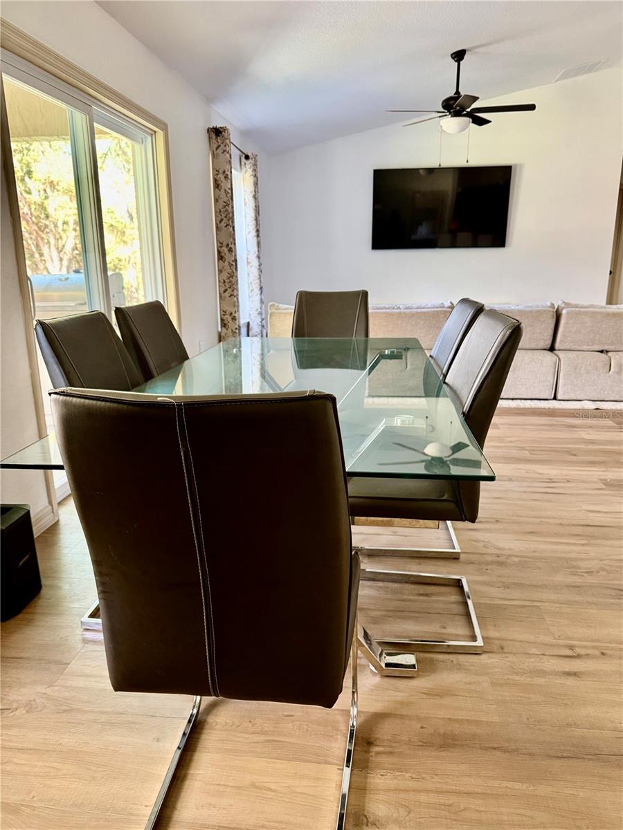 RAINBOW LAKES ESTATE - Residential