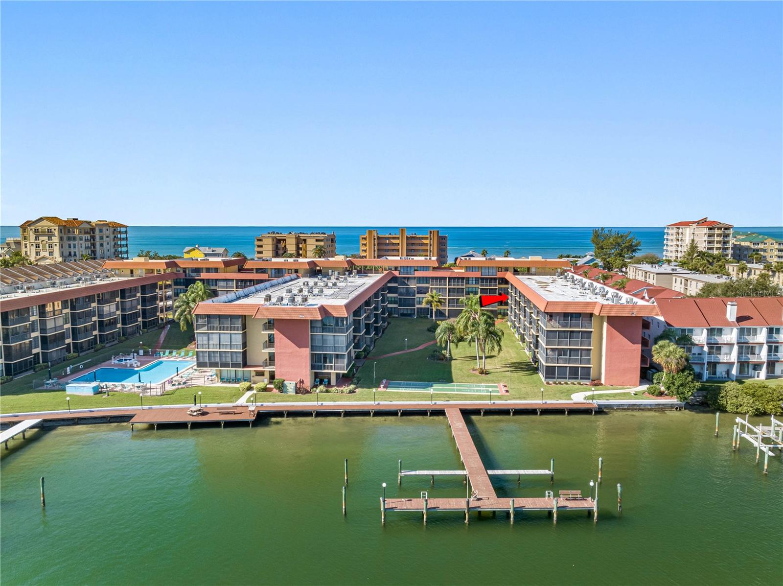 BAY MARINER THE CONDO - Residential