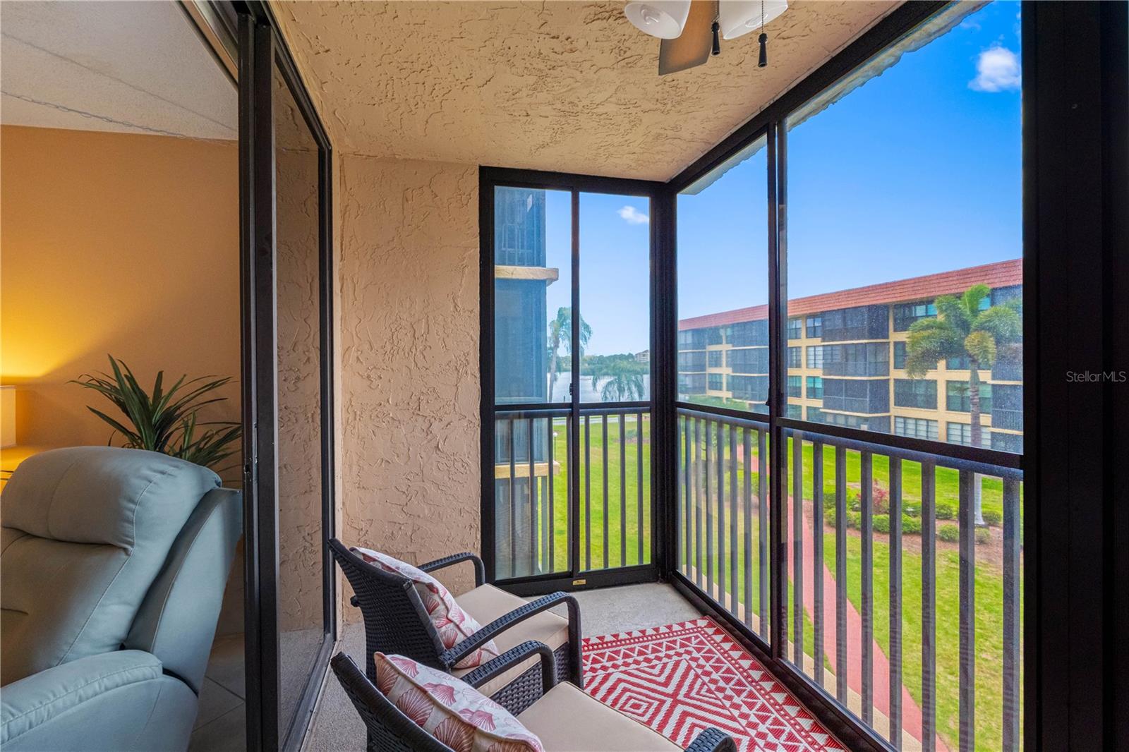 BAY MARINER THE CONDO - Residential