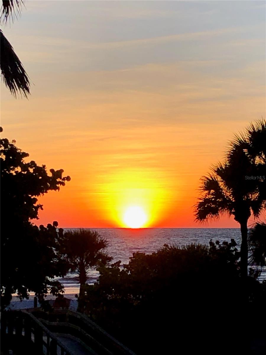 BAY MARINER THE CONDO - Residential