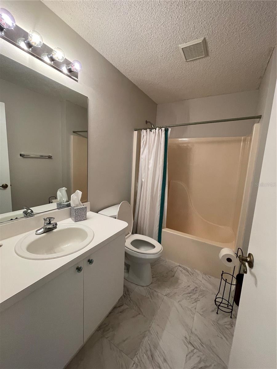 VILLAGES OF SUMTER VILLA VERA CRUZ - Residential Lease