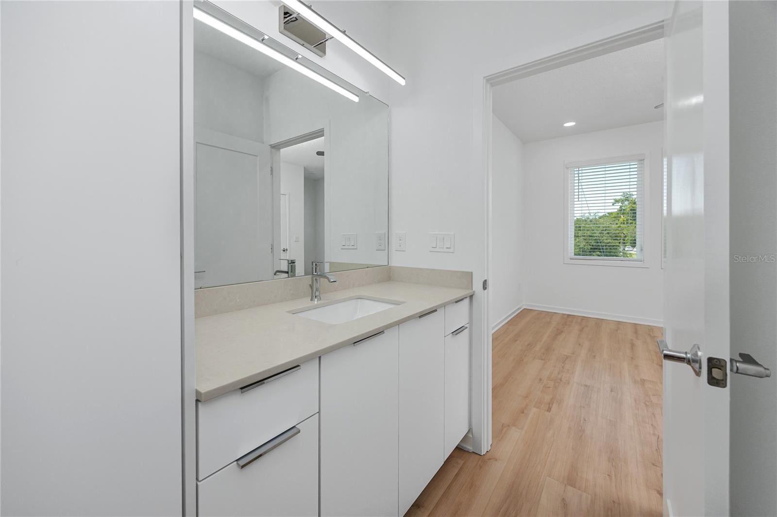 SOMERSET ON 34TH STREET TOWNHOMES - Residential