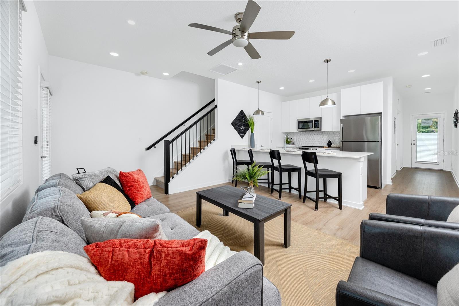 SOMERSET ON 34TH STREET TOWNHOMES - Residential