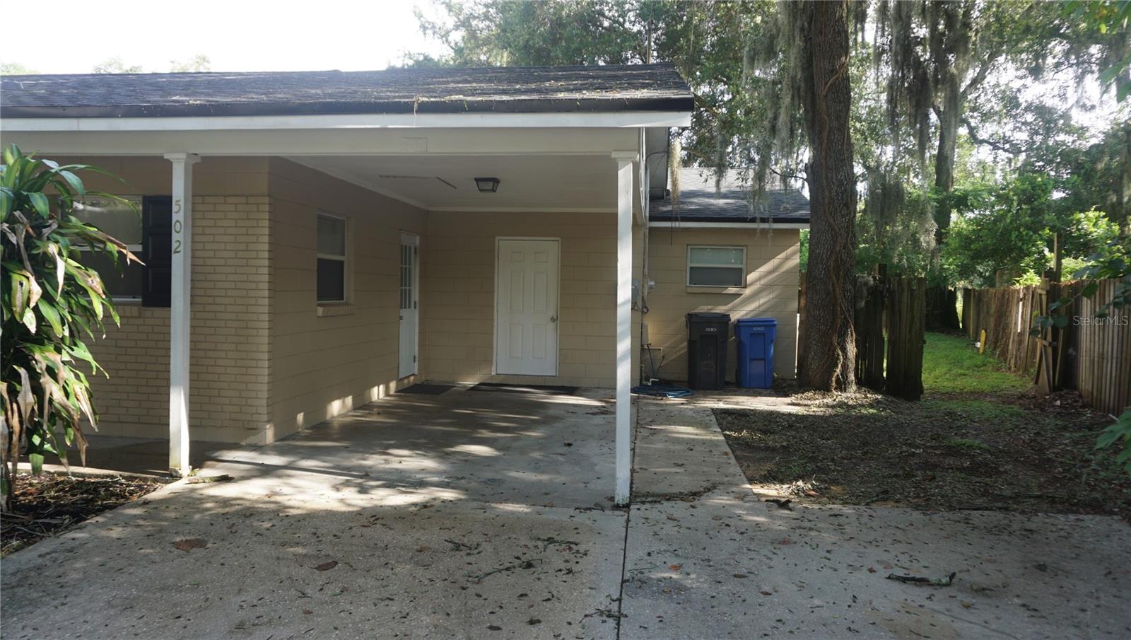 KINGSWAY GARDENS UNIT 02 - Residential Lease