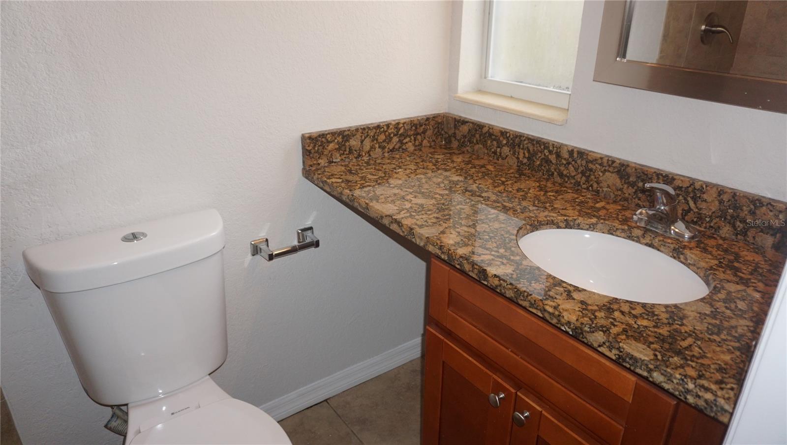 KINGSWAY GARDENS UNIT 02 - Residential Lease