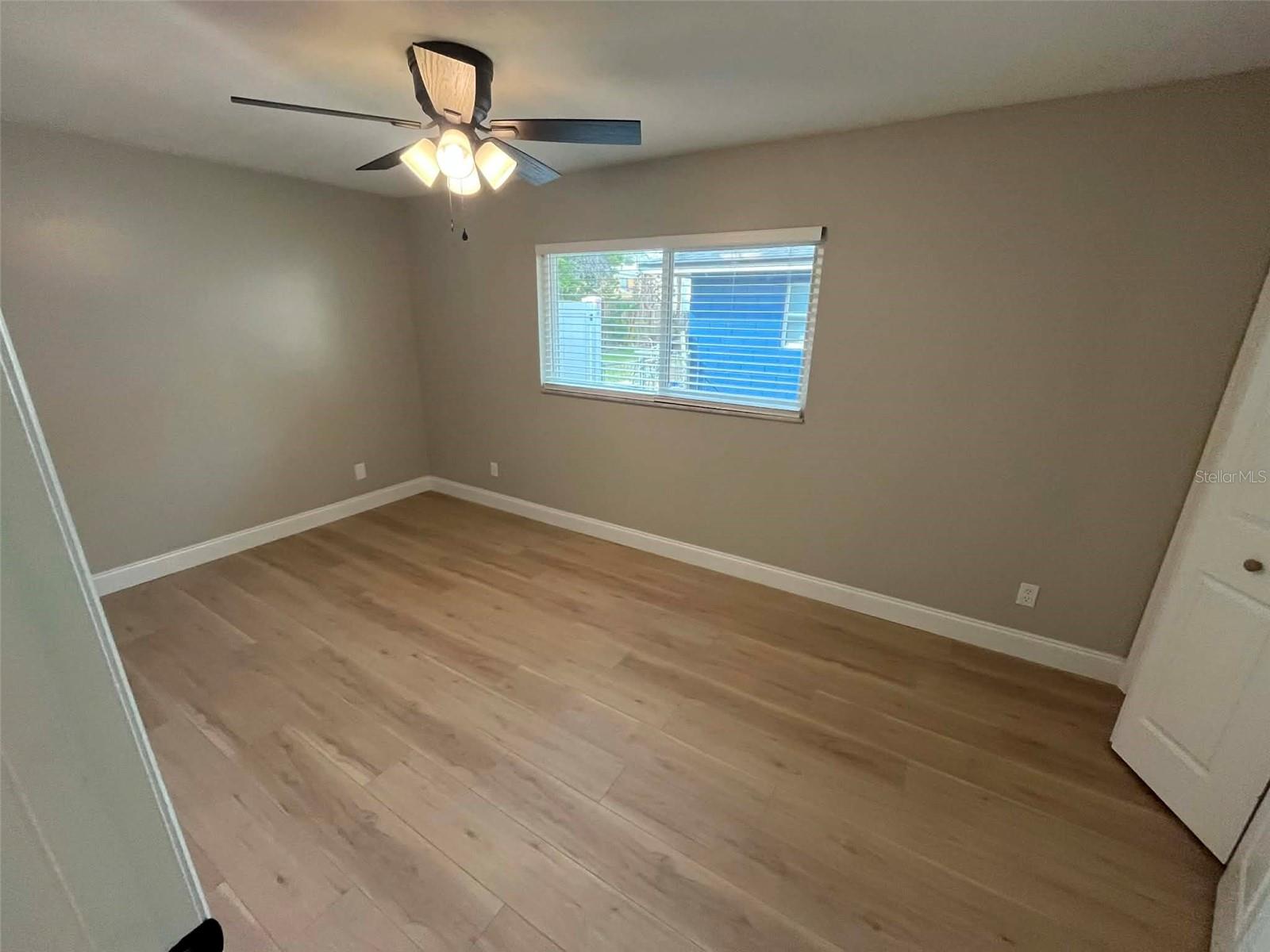 UNIVERSITY HYLANDS - Residential Lease