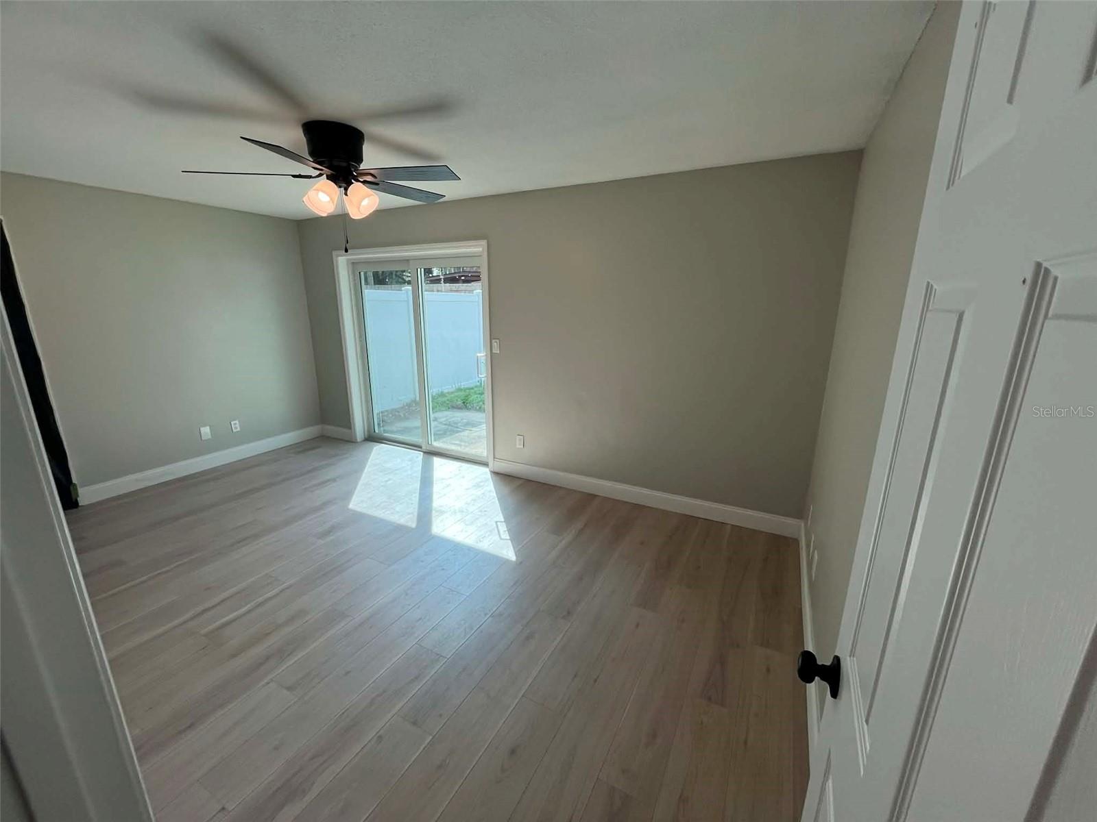 UNIVERSITY HYLANDS - Residential Lease