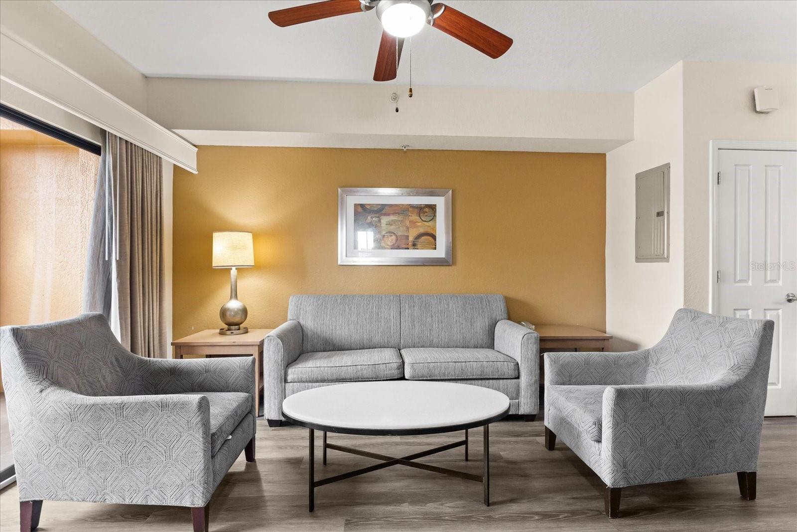 FLORIDAYS ORLANDO RESIDENCE PH 03 - Residential