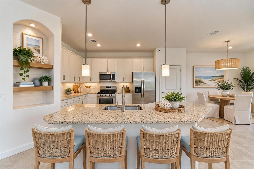 Photo of 15332 Serene Shores Loop, Bradenton, FL 34211 (MLS # A4708522)