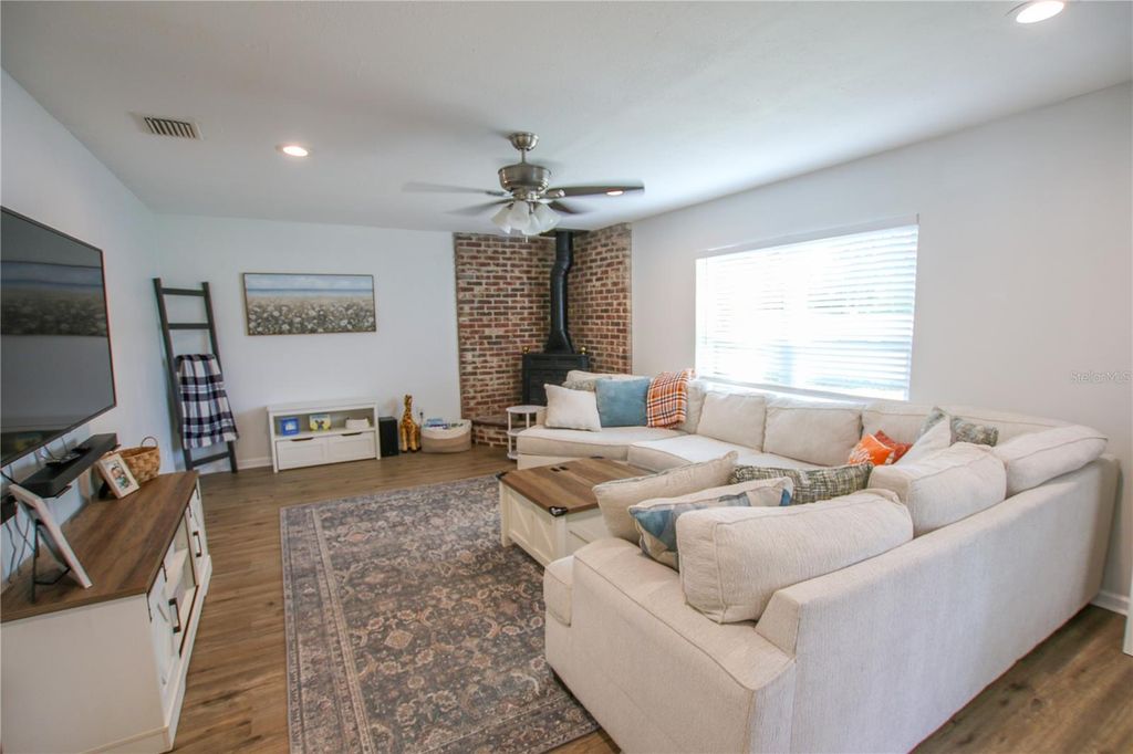 Photo of 2810 W Robson Street, Tampa, FL 33614 (MLS # TB8445845)