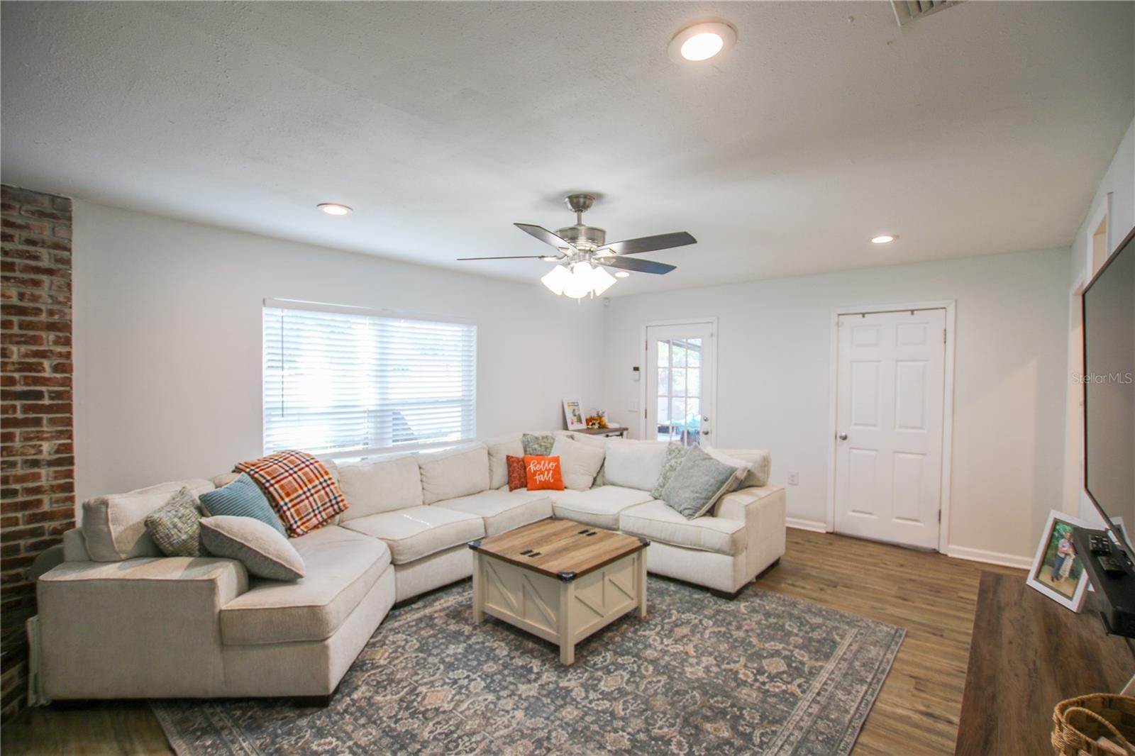 GROVE PARK ESTATES UNIT 5 - Residential