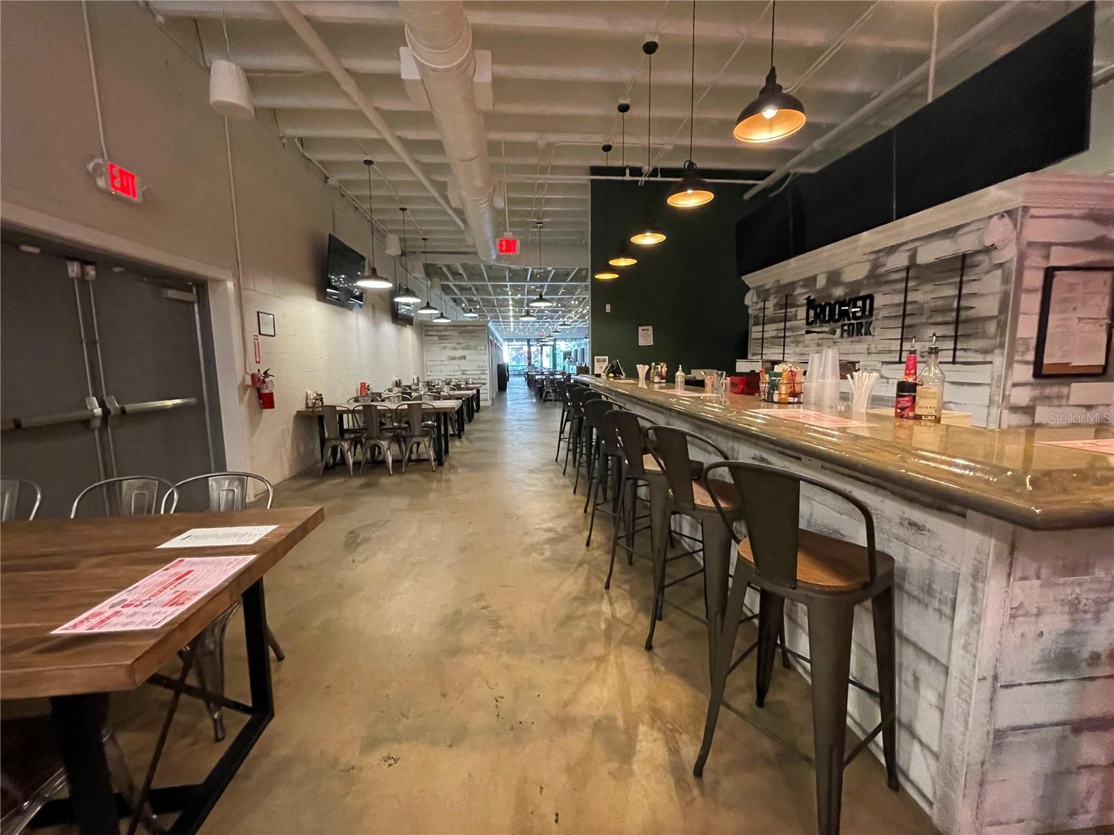 EUSTIS - Commercial Lease