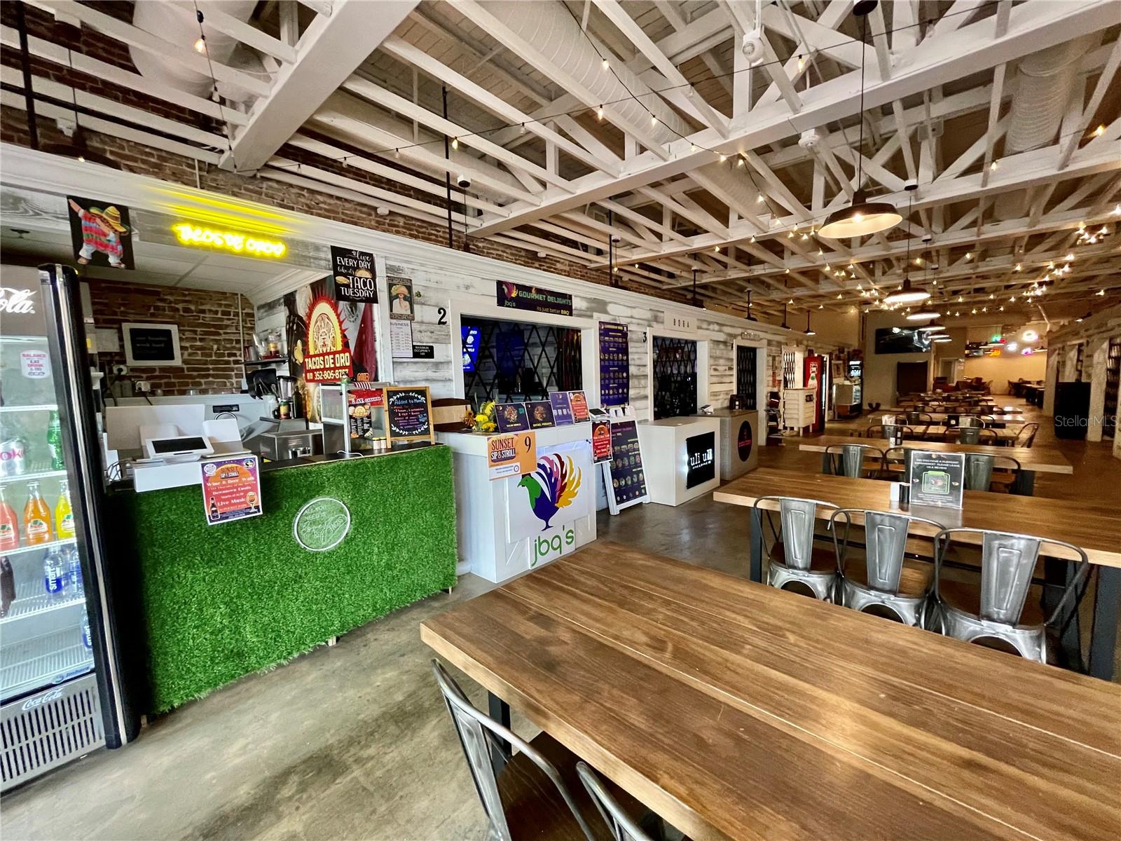 EUSTIS - Commercial Lease