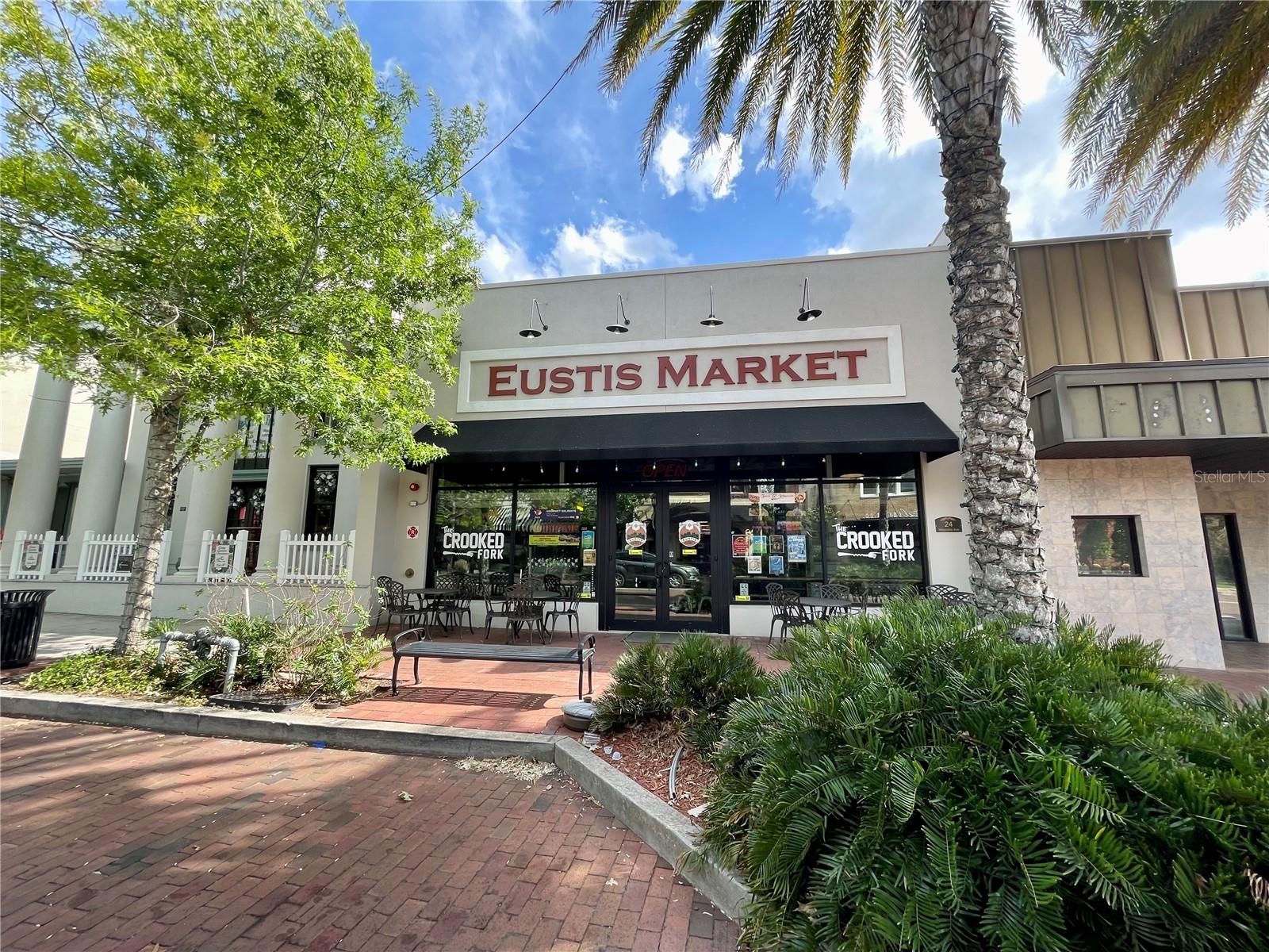 EUSTIS - Commercial Lease