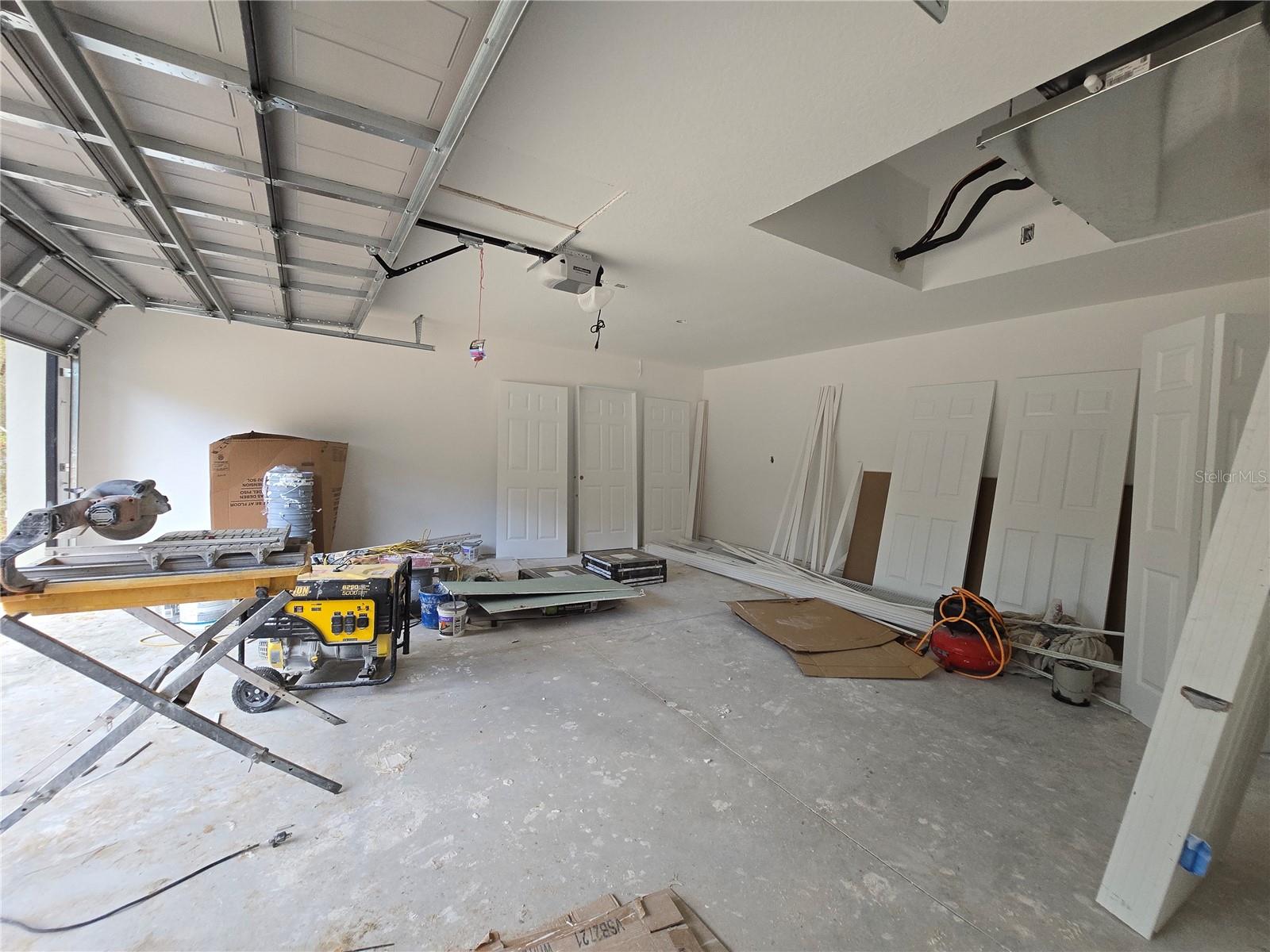 SILVER SPGS SHORES UN 33 - Residential