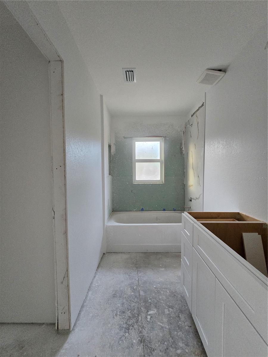 SILVER SPGS SHORES UN 33 - Residential