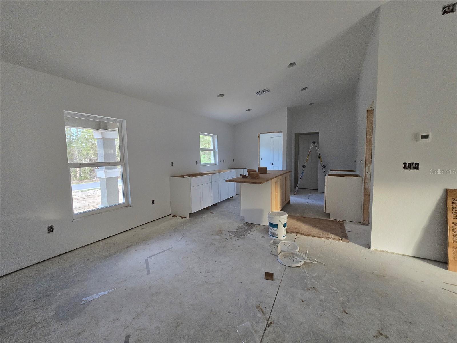 SILVER SPGS SHORES UN 33 - Residential