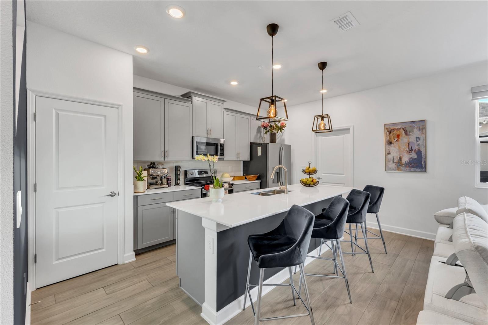 F STOREY PK-PCL K PH 3 - Residential