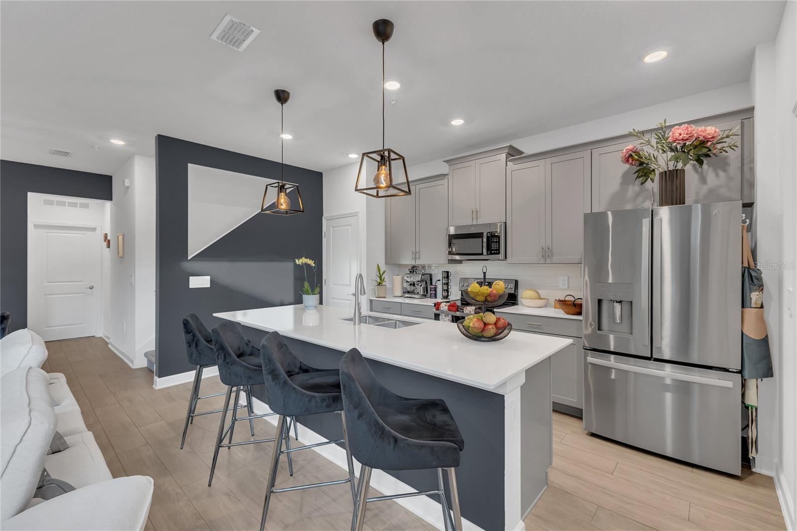 F STOREY PK-PCL K PH 3 - Residential