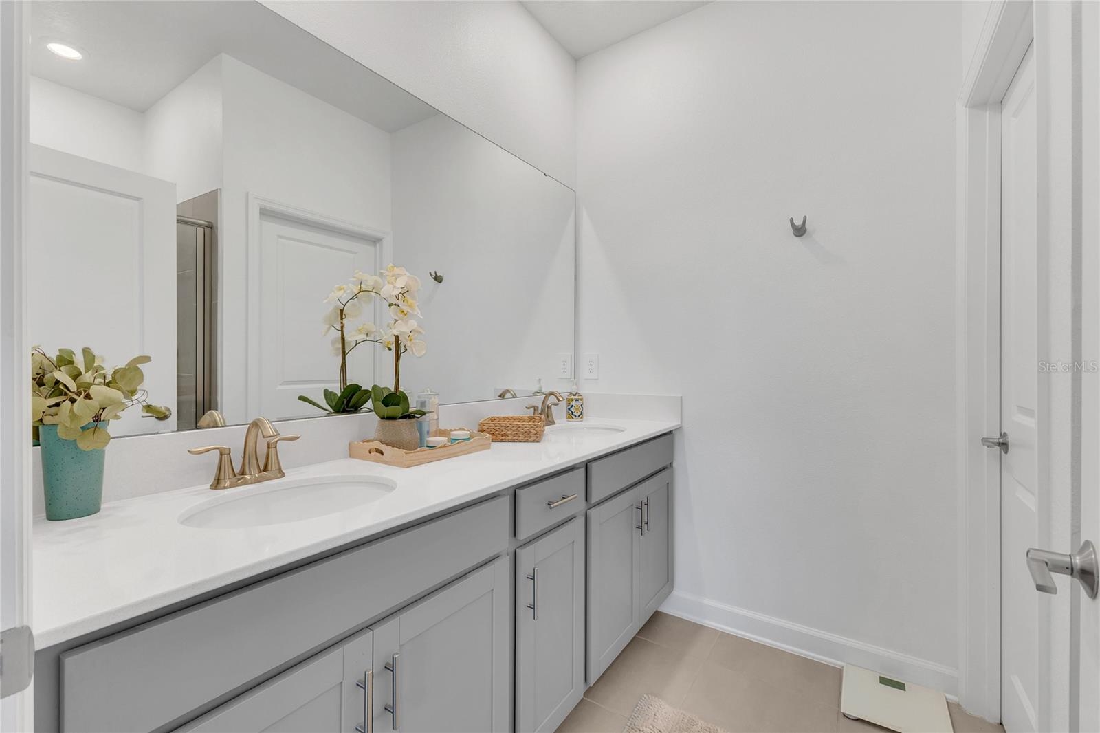 F STOREY PK-PCL K PH 3 - Residential