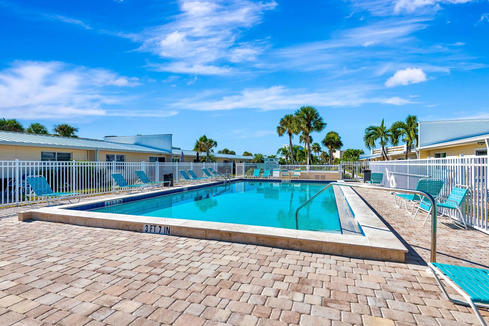 JAMAICA ROYALE - Residential