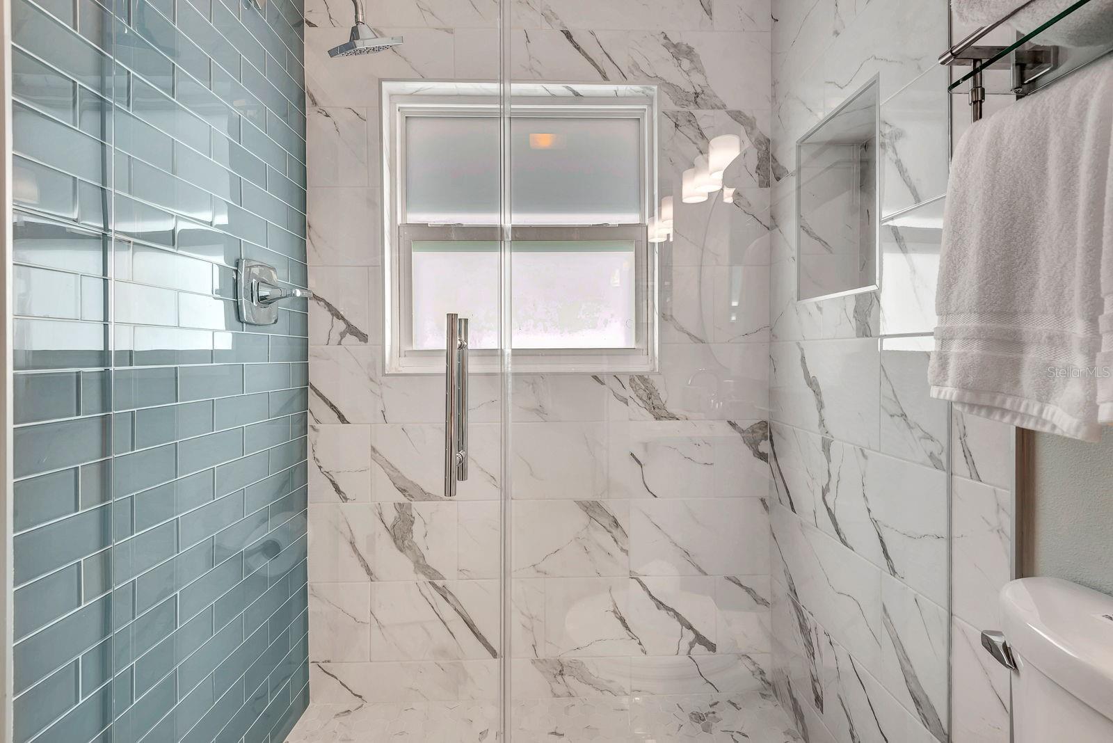 JAMAICA ROYALE - Residential