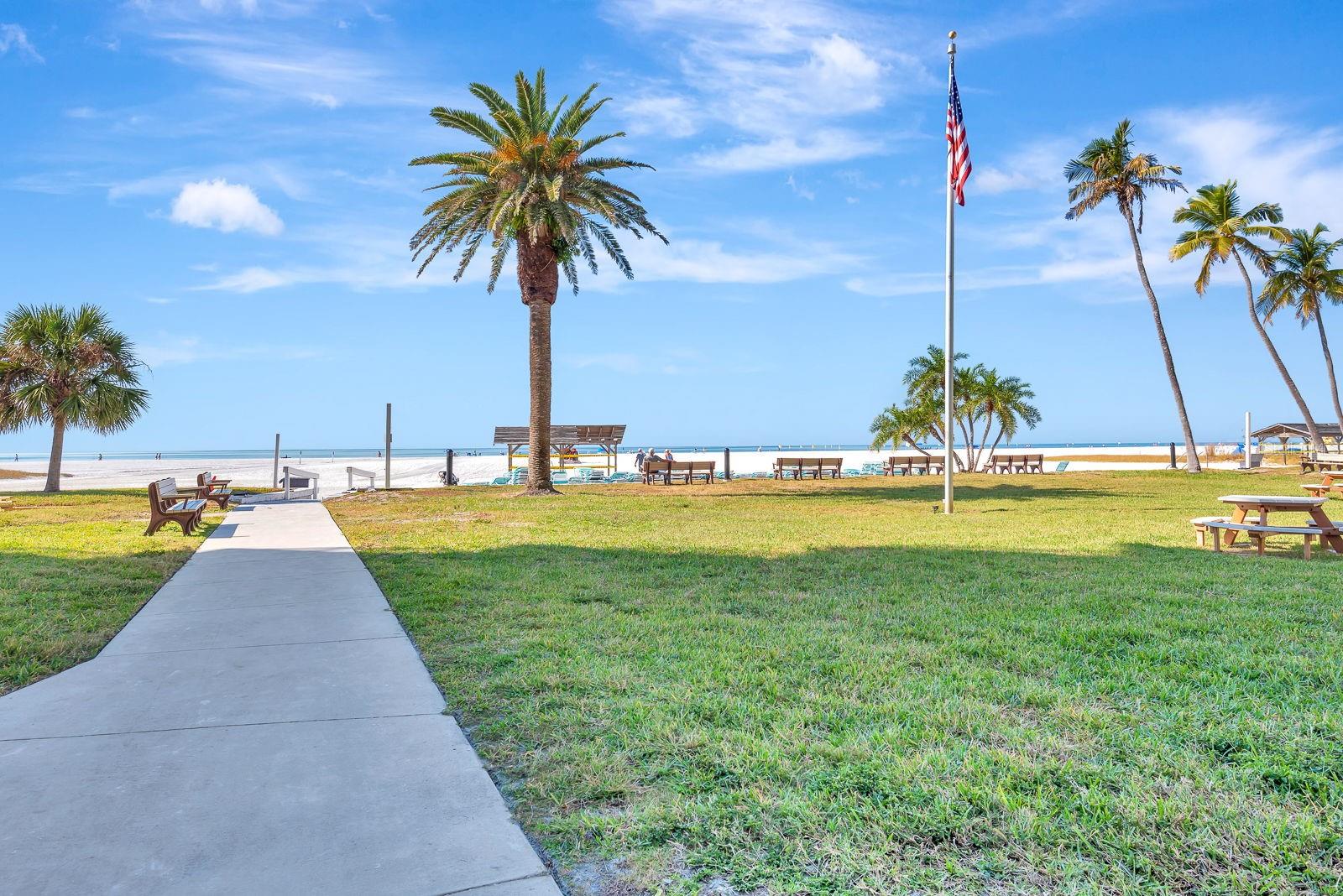 JAMAICA ROYALE - Residential