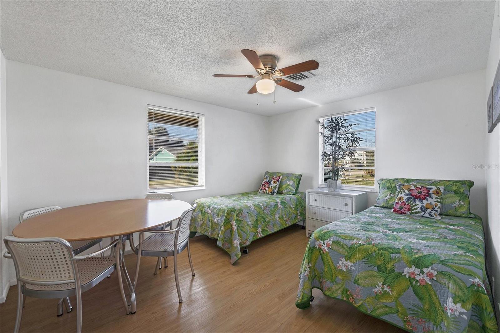 ENGLEWOOD - Residential