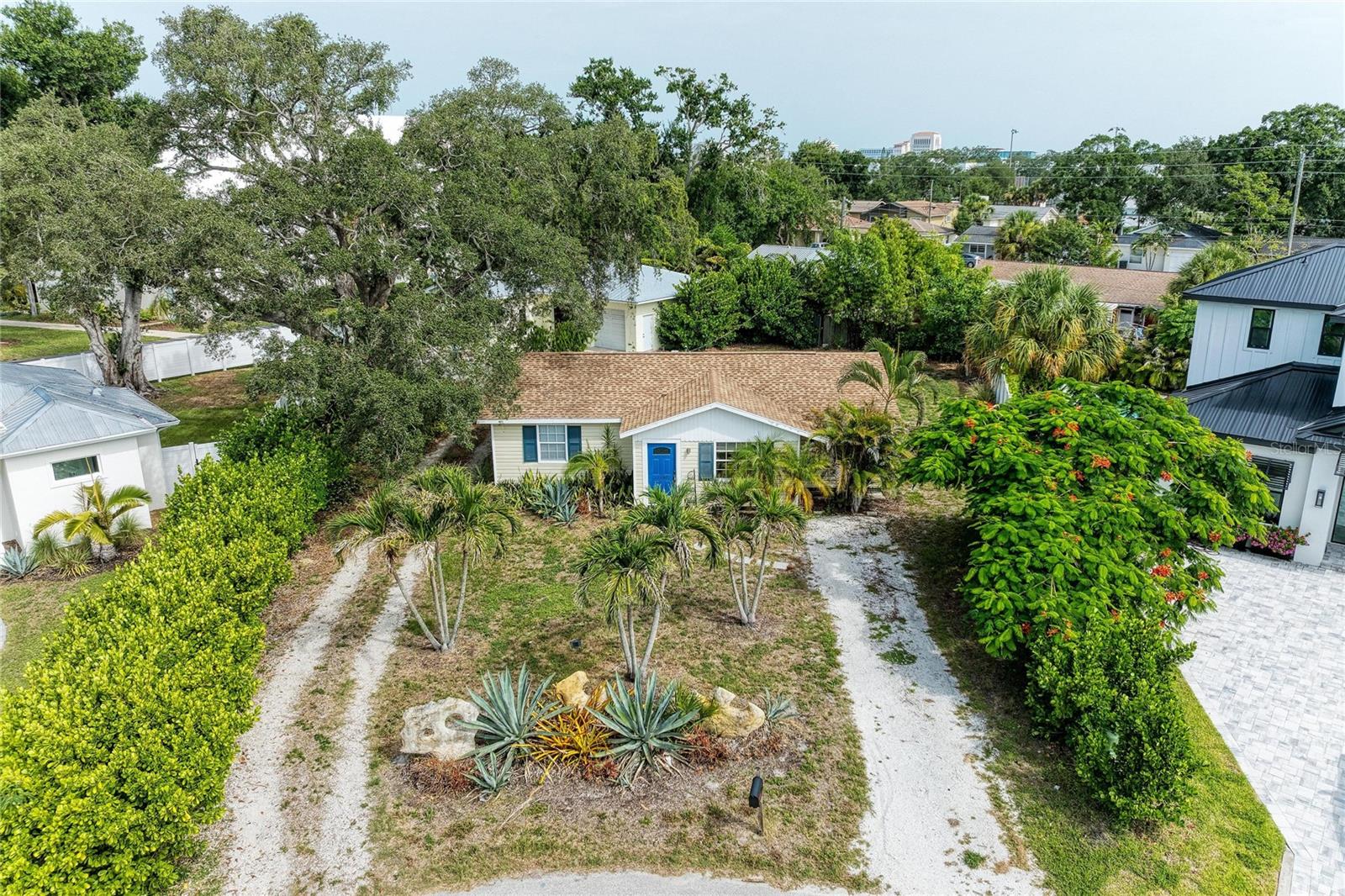 1300 LOMA LINDA COURT