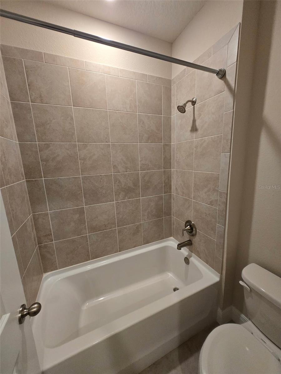 FINLEY WOODS - Residential Lease