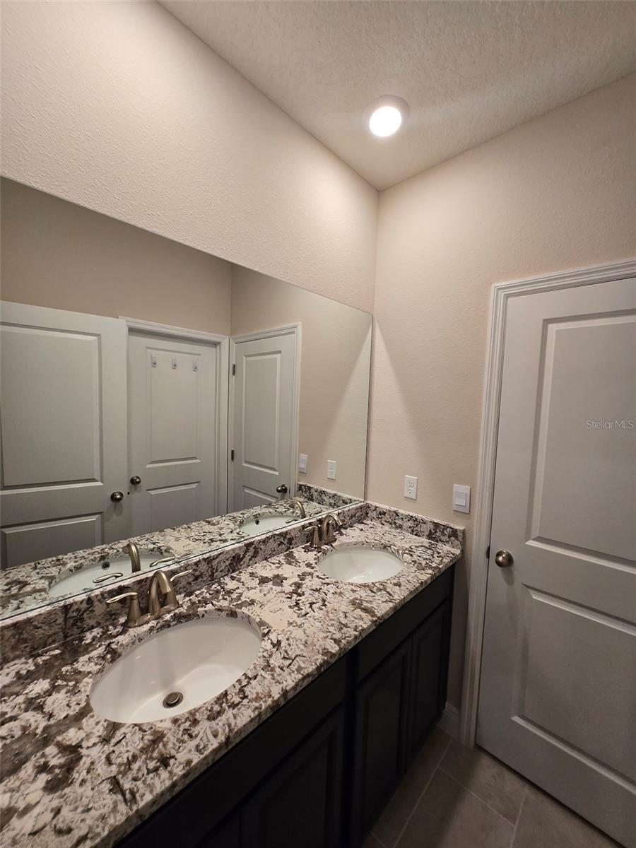 FINLEY WOODS - Residential Lease