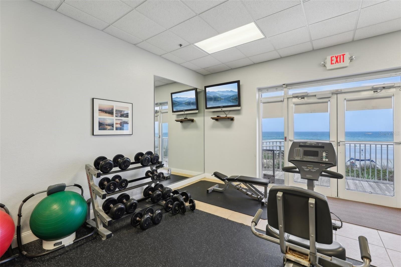 HARBOUR VILLAGE CONDO - Residential