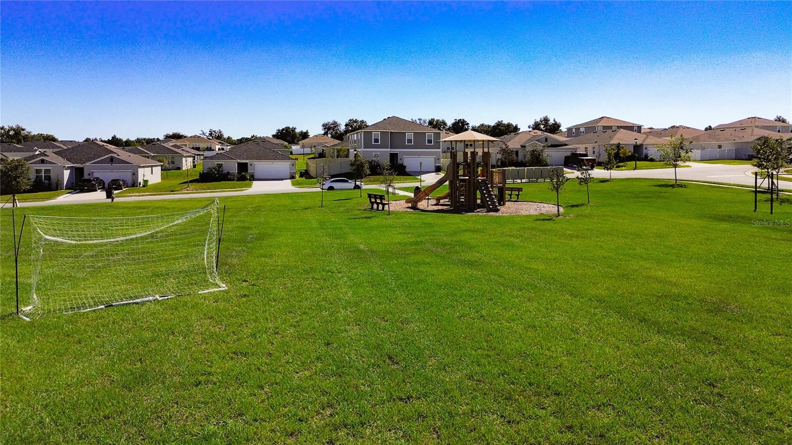 GARDENS II AT LAKE JACKSON - Residential