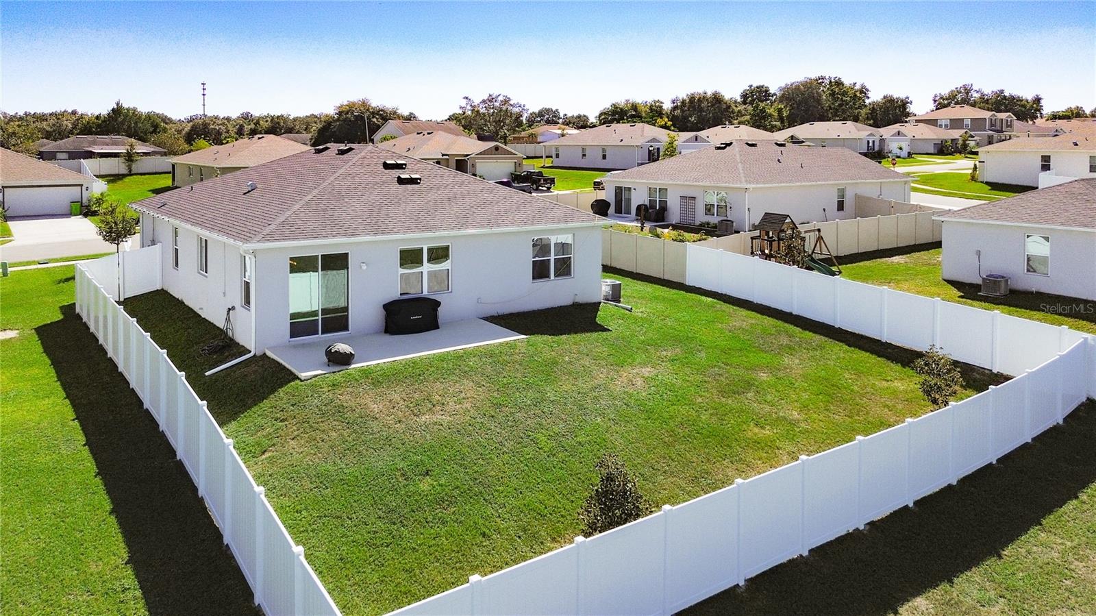 GARDENS II AT LAKE JACKSON - Residential