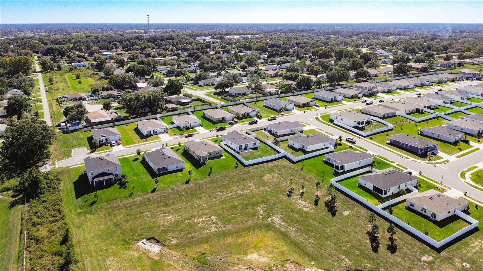 GARDENS II AT LAKE JACKSON - Residential