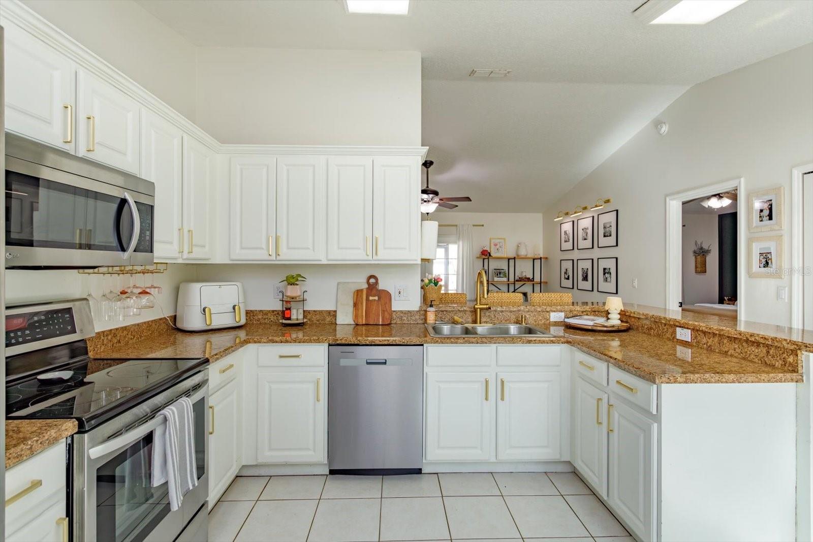 MINNEOLA ARBORS PH 01 - Residential