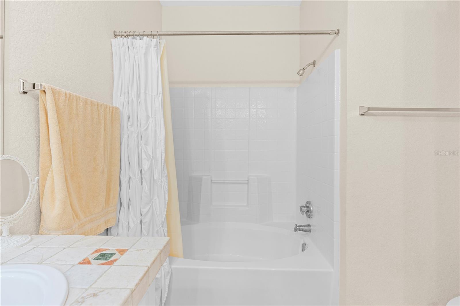 GRAND BELLAGIO AT BAYWATCH CONDO THE - Residential