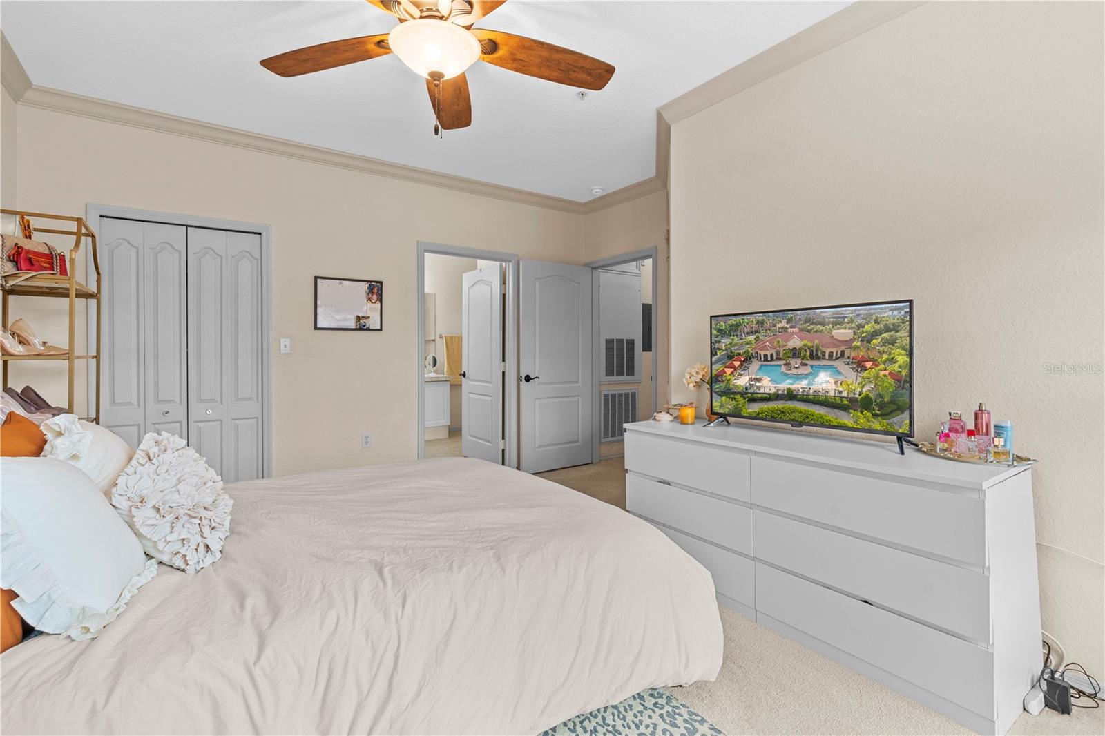 GRAND BELLAGIO AT BAYWATCH CONDO THE - Residential